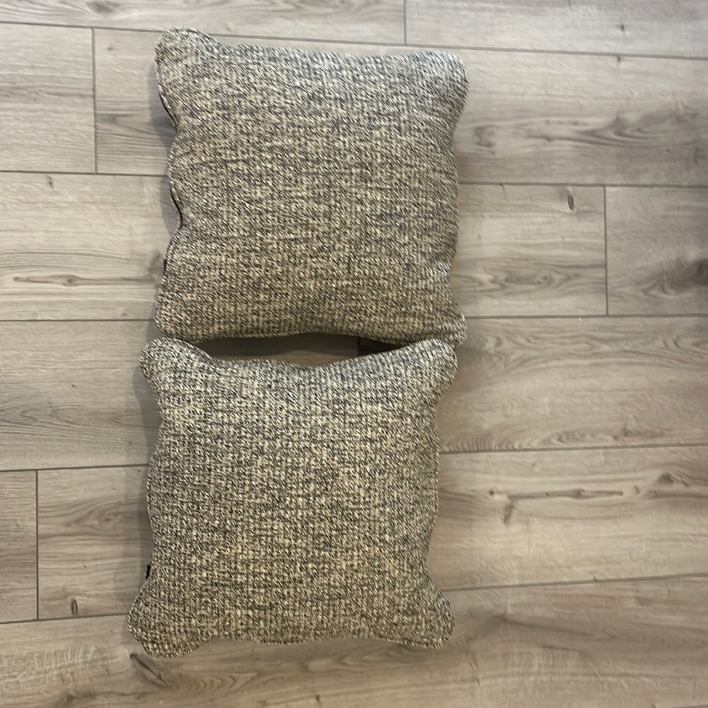 Throw Pillows